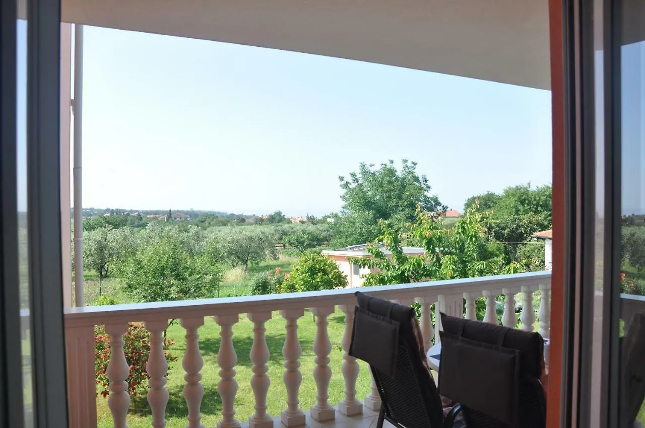 Apartments Rosa Umag Kroatien