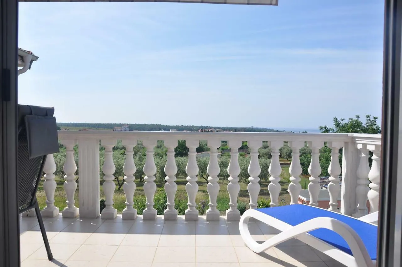 Apartments Rosa Umag 0*,