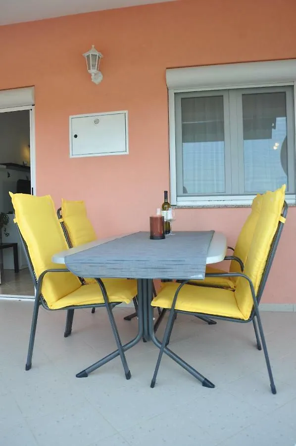 Apartments Rosa Umag Kroatien